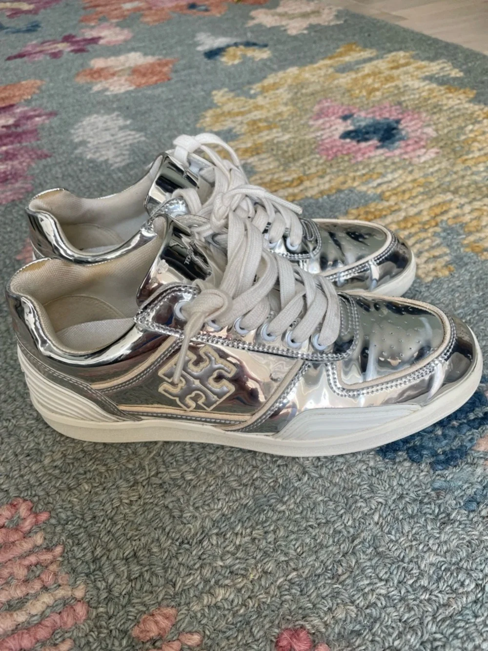 Tory Burch Clover Court Silver Sneakers Women 7.5